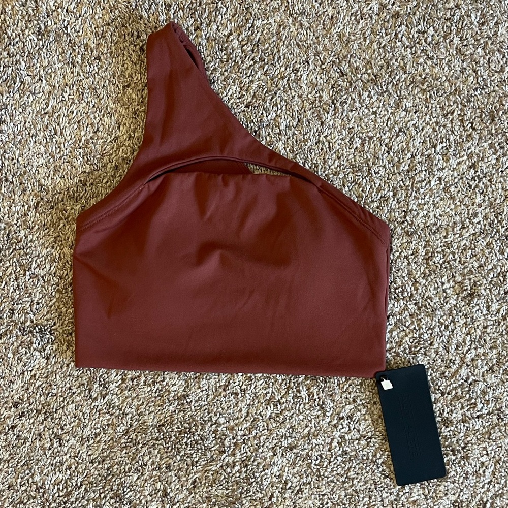 Alphalete asymmetrical sports bra